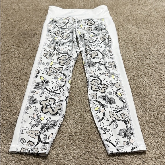 Athleta Women's Leggings Affirmation 7/8 Floral Small White Tights - Picture 2 of 7